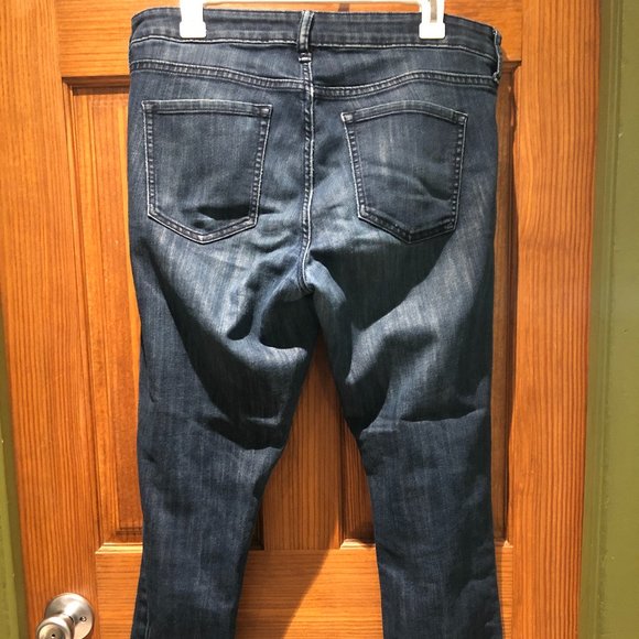 GAP Mid Rise Real Straight Denim Jeans - Picture 3 of 5